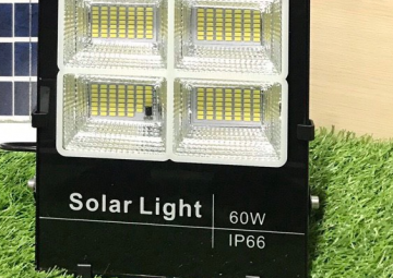 Đèn pha năng lượng mặt trời 60w 100w 200w  giá rẻ bình thạnh phú nhuận