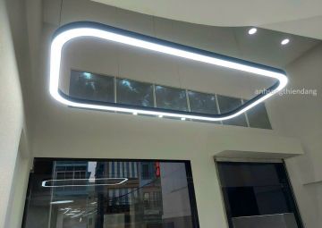 Đèn thả 1m2 dùng cho showroom, cửa hàng